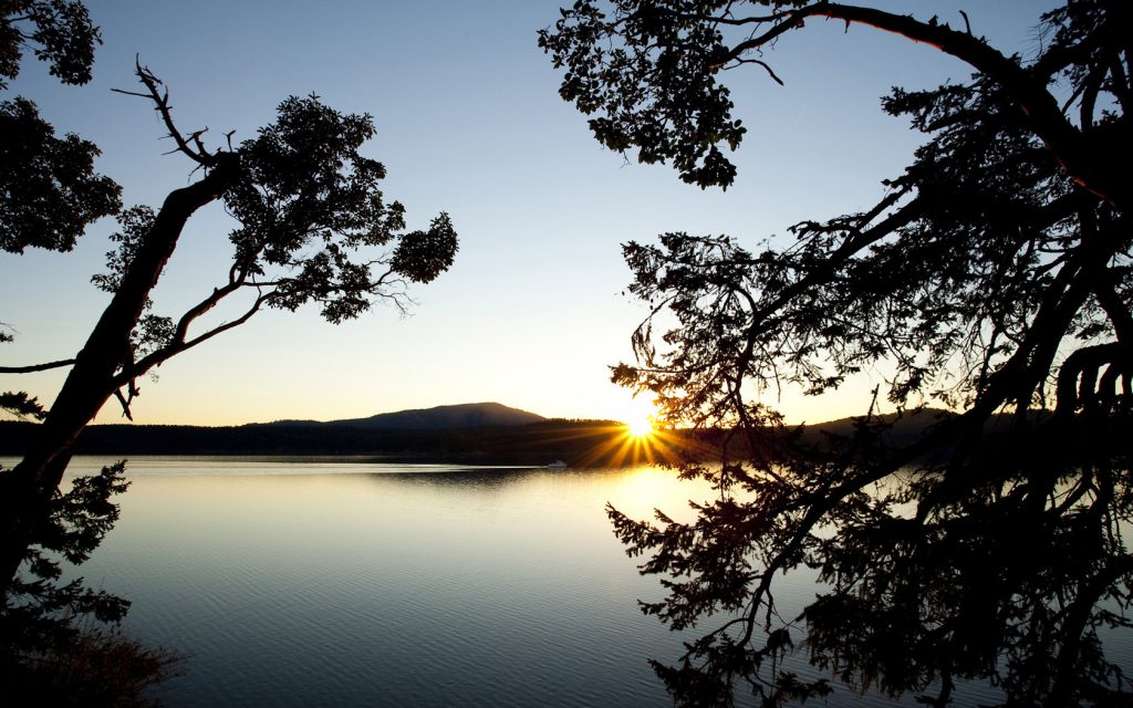 Image of Lake and Sunrise